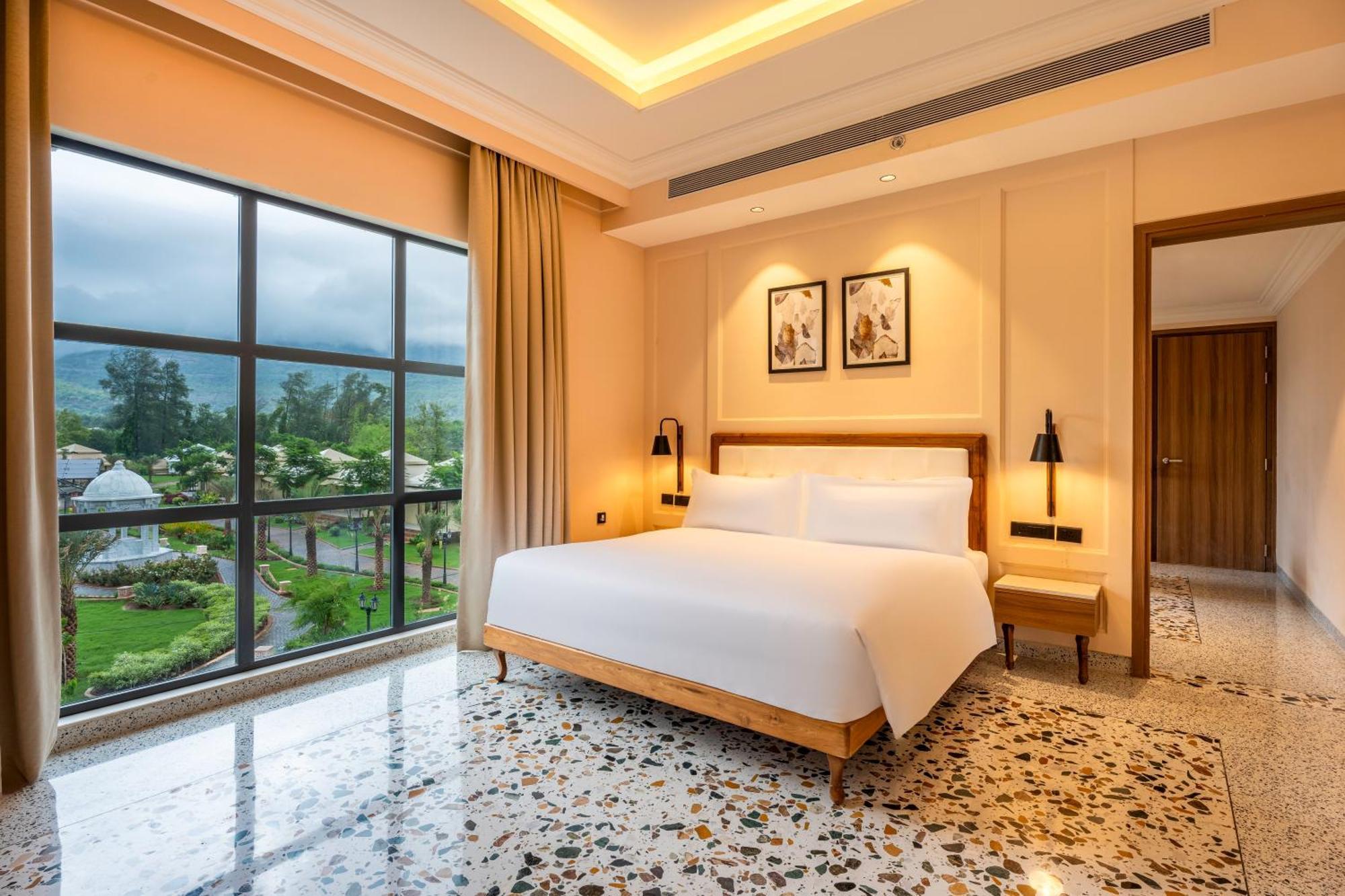 Radisson Blu Plaza Resort & Convention Centre Karjat Exterior foto